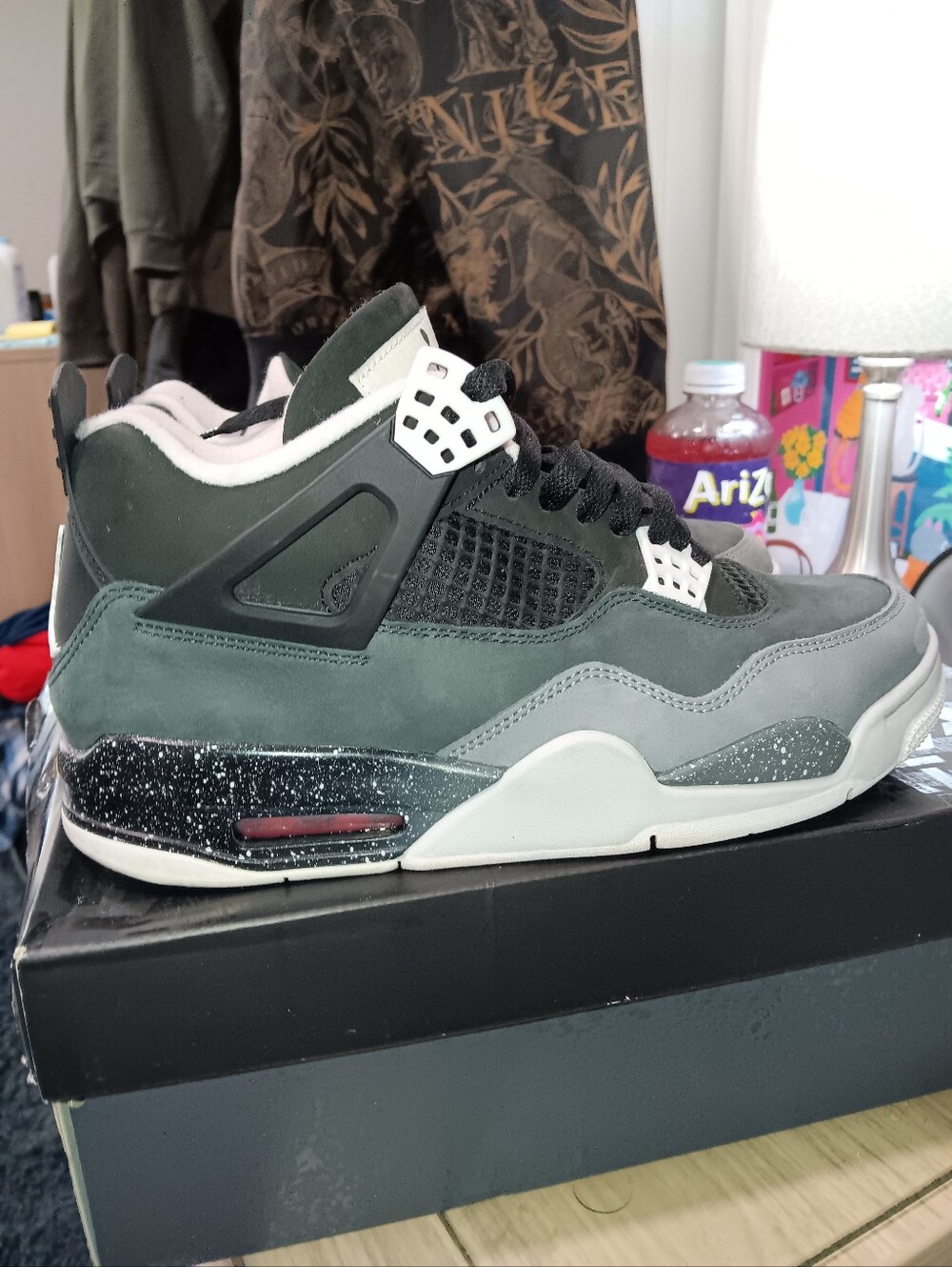Air Jordan 4 Fear